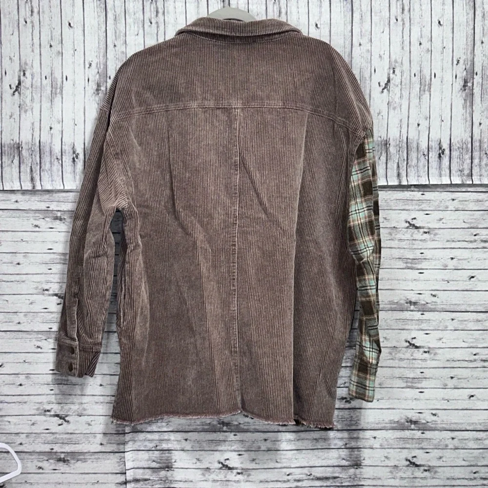 Oli & Hali Corduroy Plaid Shacket - Picture 2 of 6